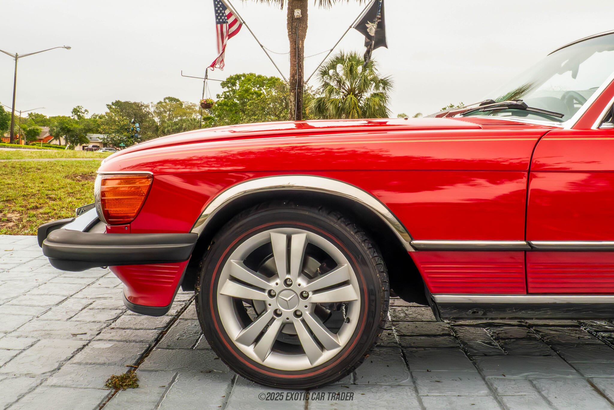 1988 MERCEDES-BENZ 560SL ROADSTER - Vehicle | Barrett